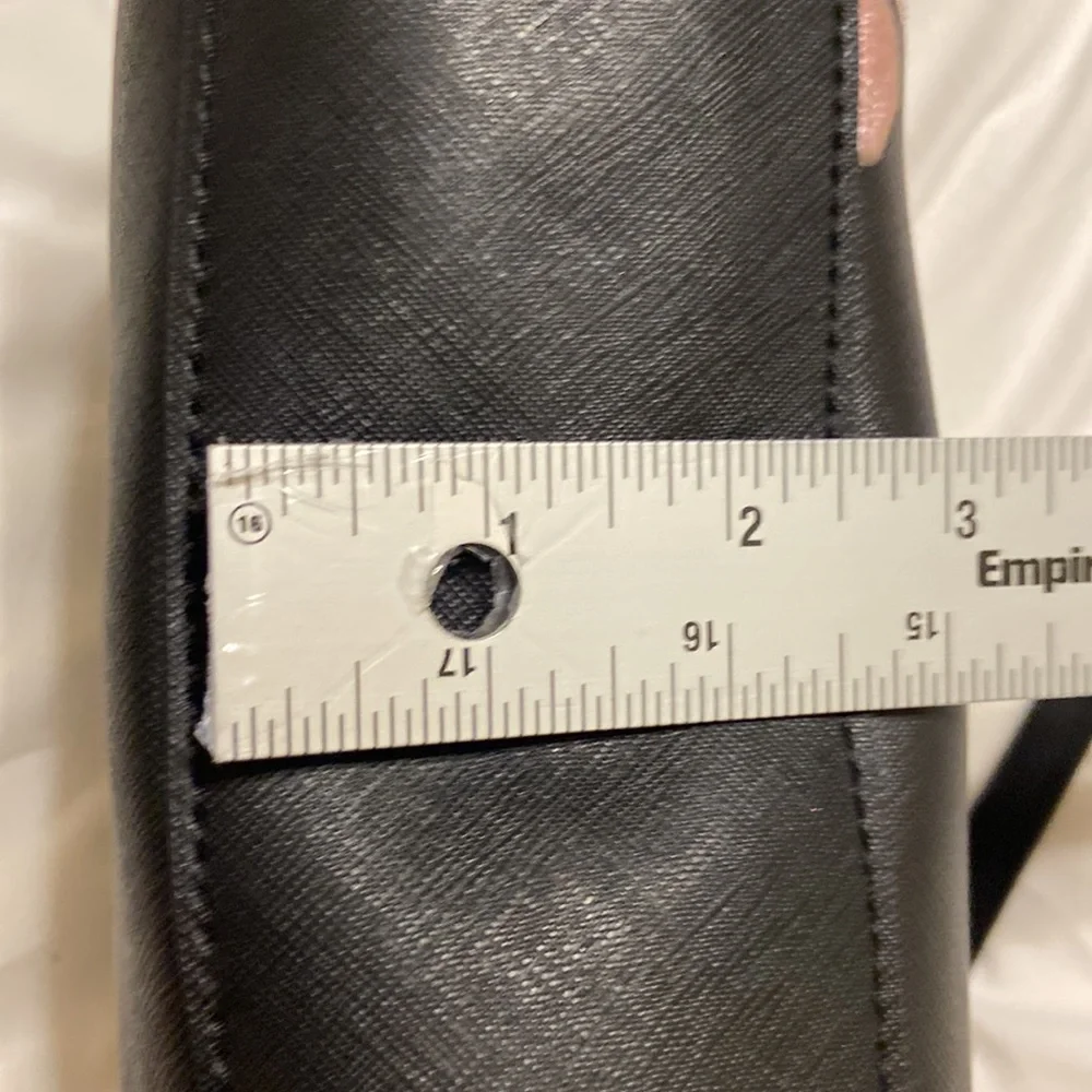 Calvin Klein Black embroidered flowered red pink green cross body, shoulder nice - Picture 9 of 12